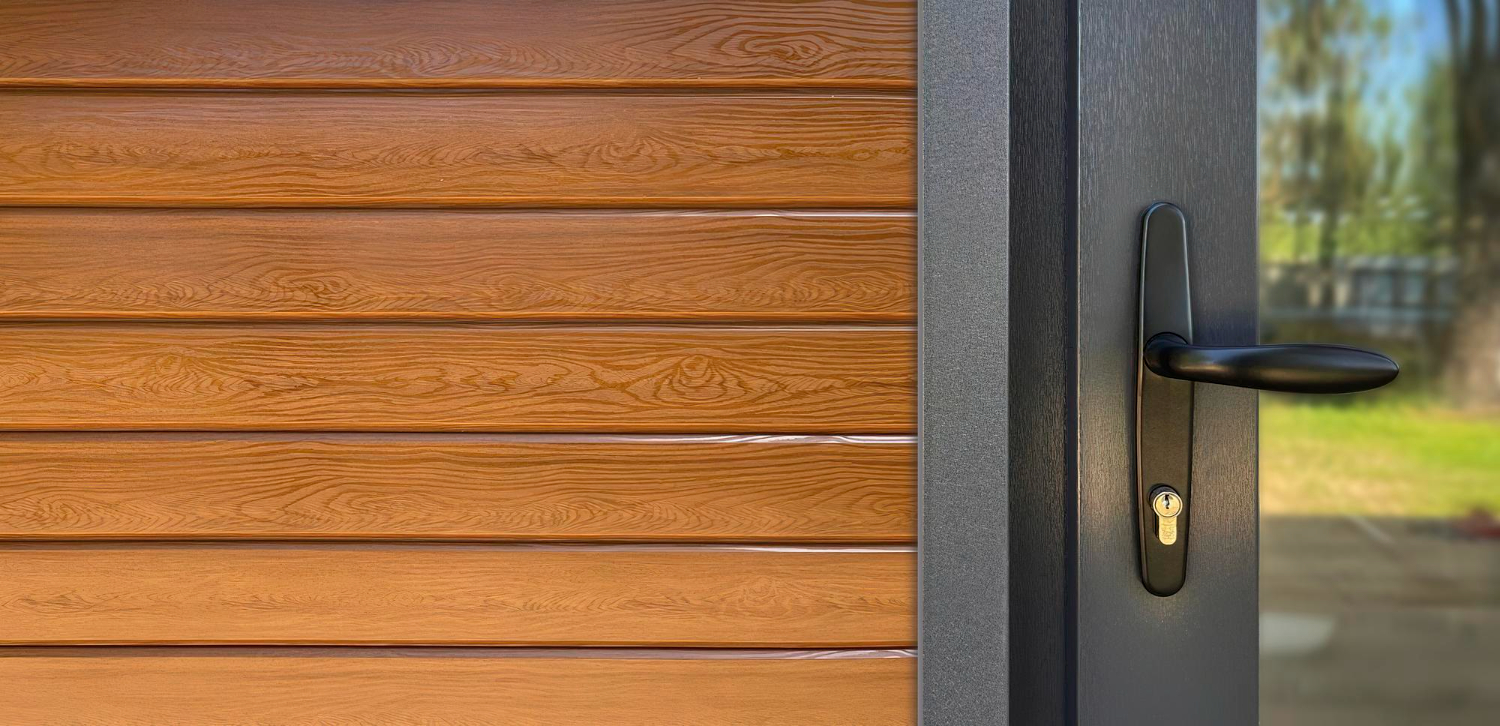 משקוף עיוור לדלת